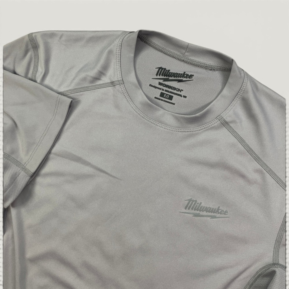 Milwaukee Mens M Workskin Performance Shirt Grey Short Sleeve Base Layer 411G